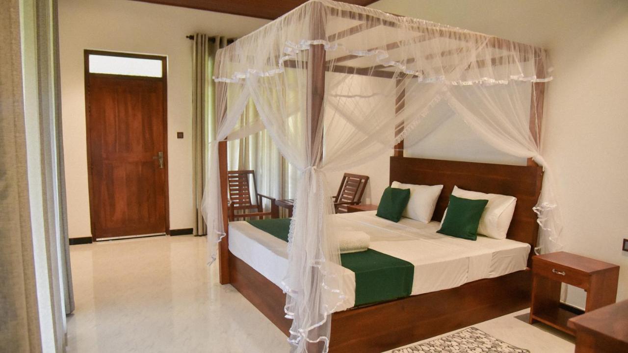 Castle View Sigiriya Hotell Exteriör bild